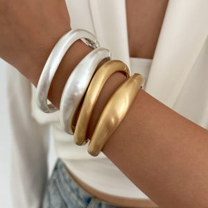 Barman Matte Hammered Stackable Metal Bangle Set
